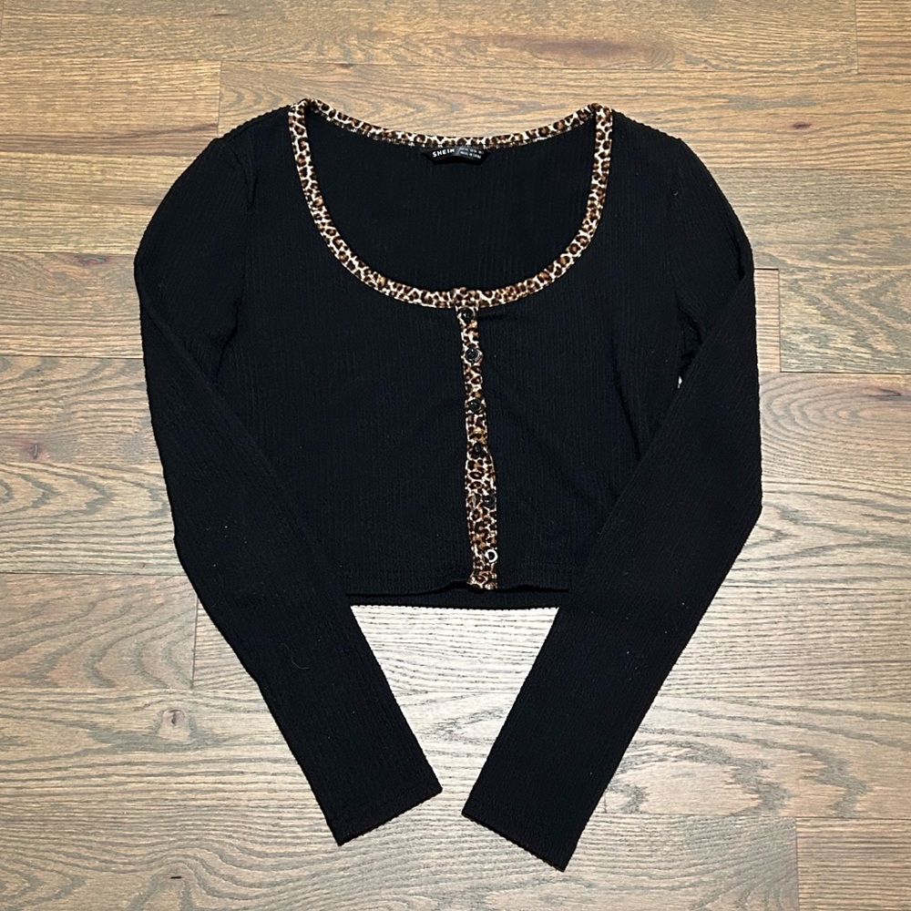 Shein Black Cheetah Print Button Long Sleeve Size XS